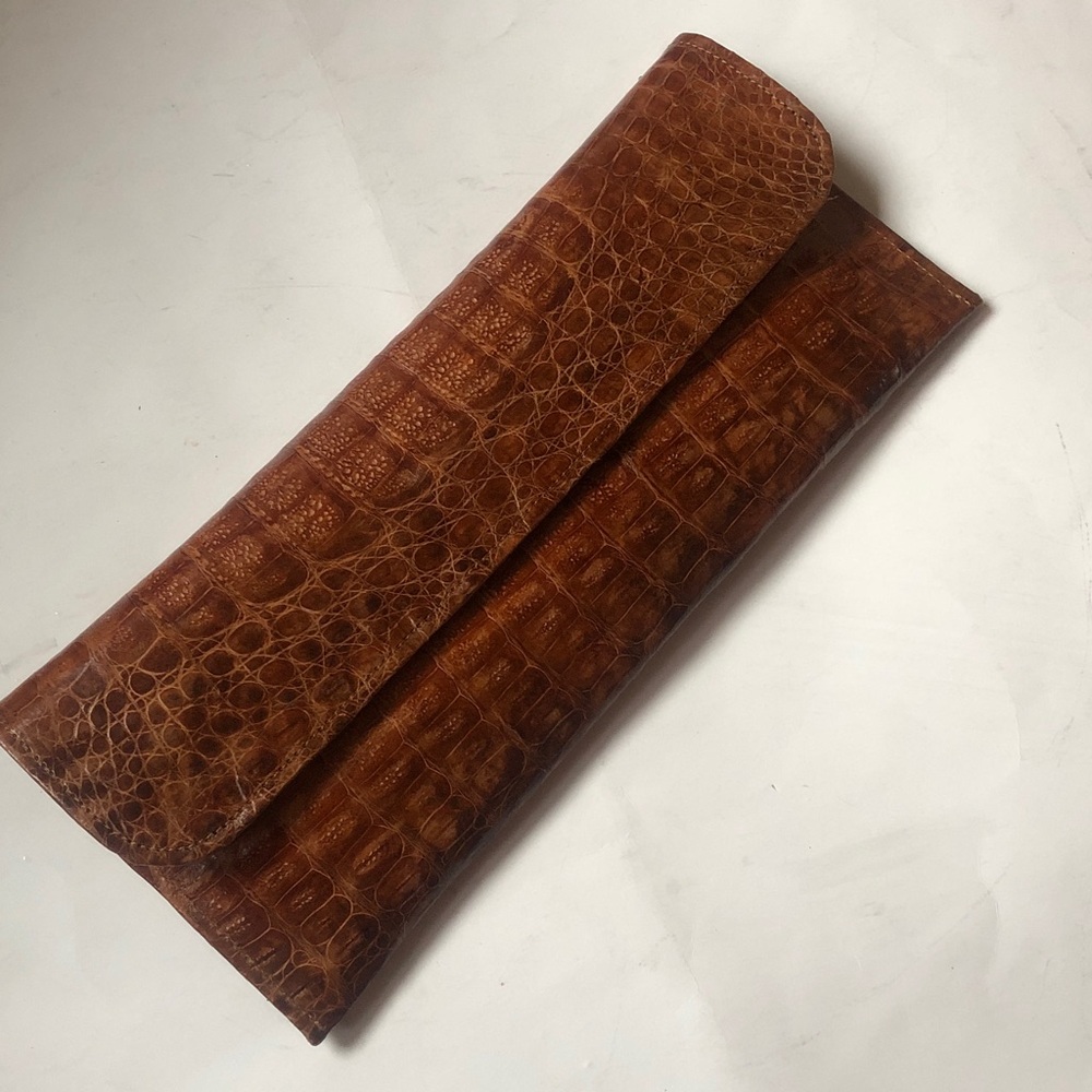 NWOT Vibrant Crocodile Leather Clutch With Magnetic Snap Closure